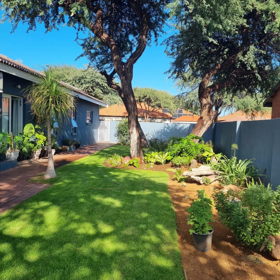 6 Bedroom Property for Sale in Kathu Northern Cape